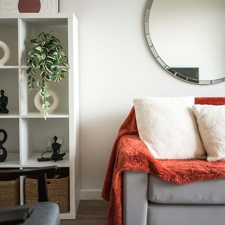 Canning Town -2 Bed Luxury Apartment Londra Dış mekan fotoğraf