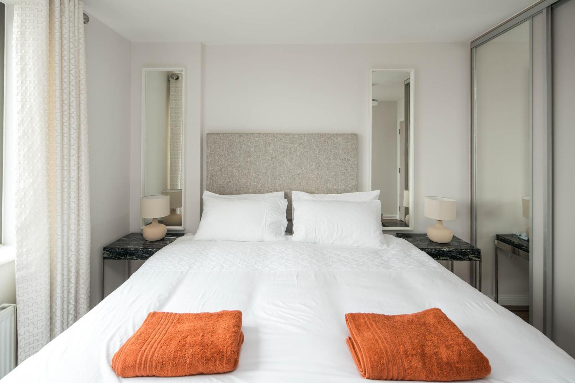 Canning Town -2 Bed Luxury Apartment Londra Dış mekan fotoğraf